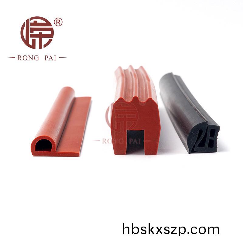 硅橡(xiang)膠(jiao)行(xing)業(ye)髮(fa)展前景(jing)分(fen)析(xi)-常(chang)州嶸牌橡(xiang)塑(su)製品(pin)有限公司(si)