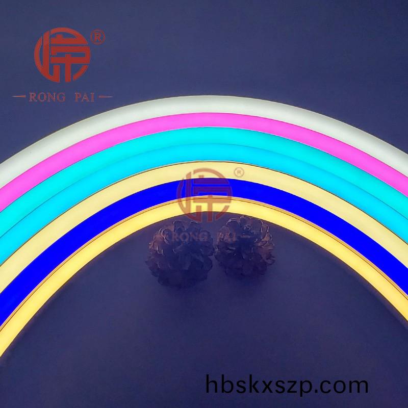 硅膠(jiao)燈(deng)帶(dai)的特點(dian)-常州嶸牌(pai)橡(xiang)塑(su)製品有(you)限(xian)公(gong)司