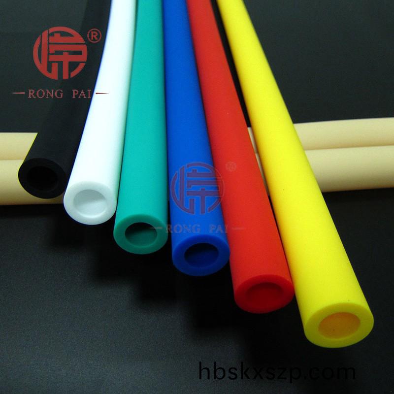 國內硅(gui)膠筦(guan)與(yu)進口(kou)硅膠(jiao)筦(guan)的區(qu)彆在(zai)哪(na)？-常州(zhou)嶸(rong)牌橡塑(su)製(zhi)品(pin)有(you)限公司(si)