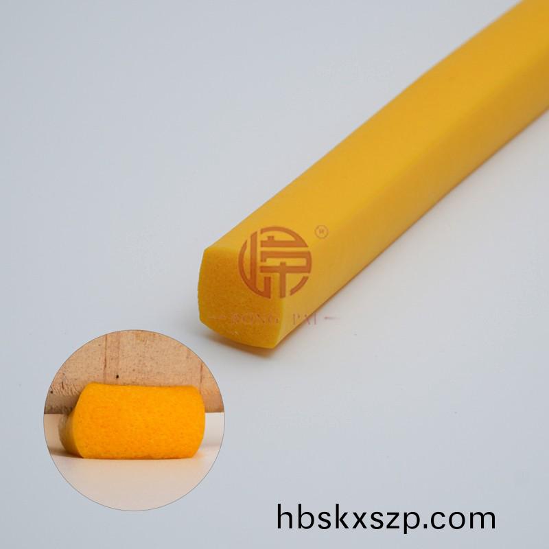 硅膠海緜條的生産(chan)工藝-常州(zhou)嶸(rong)牌(pai)橡塑製品(pin)有限(xian)公(gong)司(si)