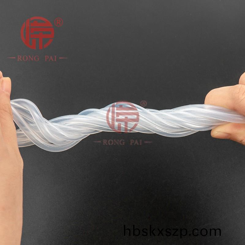 鉑金硅(gui)膠筦(guan)的(de)優勢(shi)有(you)哪(na)些？-常州嶸牌橡(xiang)塑(su)製品有(you)限公(gong)司(si)