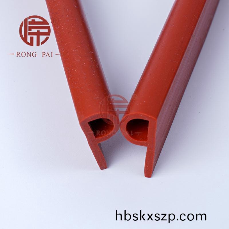 常州嶸(rong)牌橡(xiang)塑(su)製(zhi)品(pin)有(you)限(xian)公司