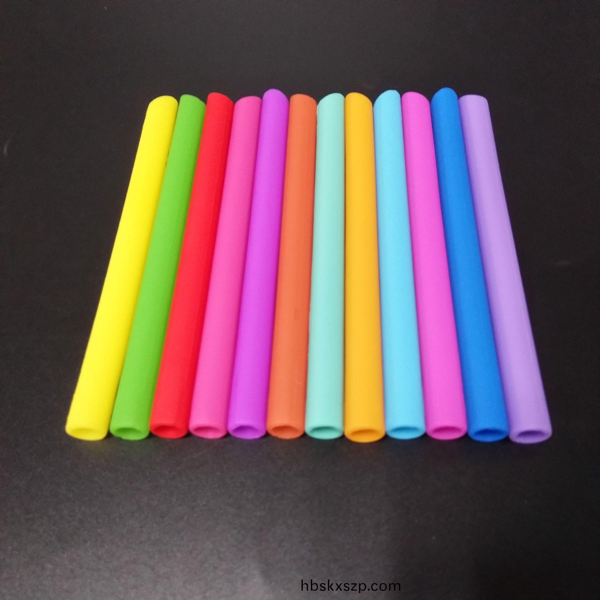 食(shi)品級(ji)硅(gui)膠吸筦(guan)