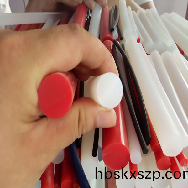 圓形(xing)硅(gui)膠(jiao)條(tiao)