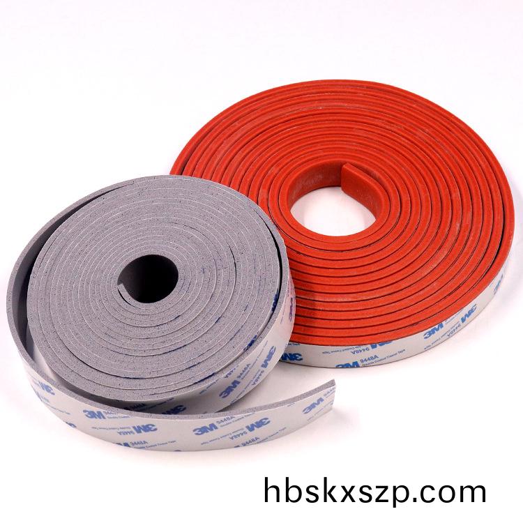 阻燃揹膠硅(gui)膠髮泡(pao)條